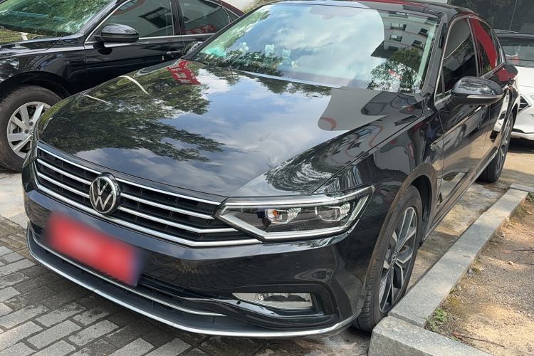 Used Volkswagen Magotan 2020 330TSI DSG Leading Model
