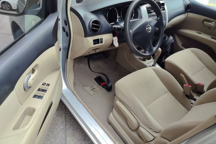 Used Nissan Livina 2015 1.6XE CVT Comfort Edition
