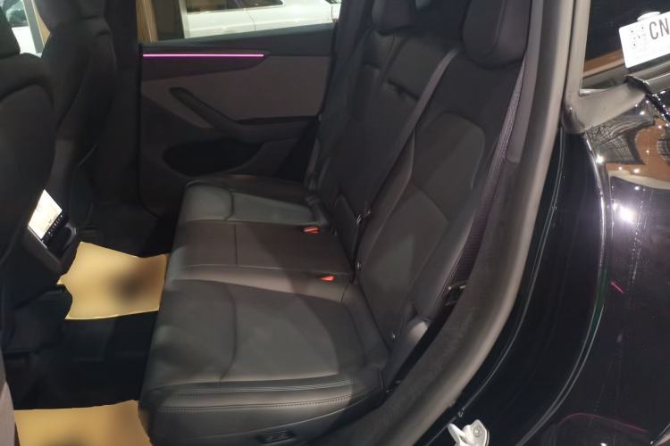 Used Tesla Model Y 2026 Rear-Drive Model
