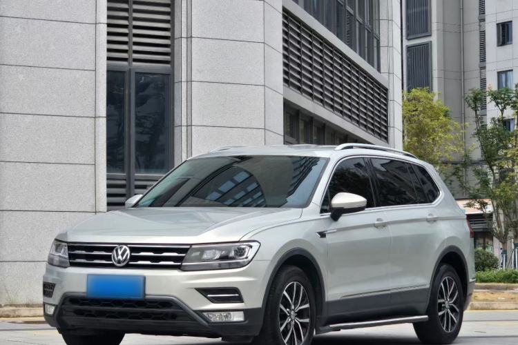 Used Volkswagen Tiguan L 2017 330TSI Automatic Two-Wheel Drive Comfort Edition
