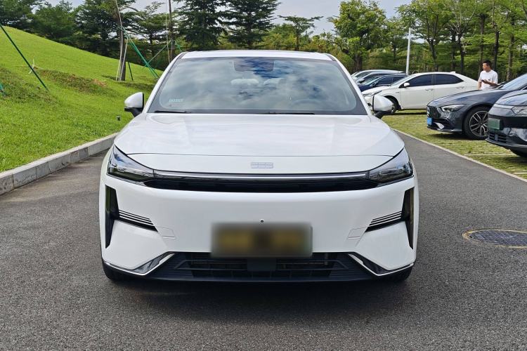 Used  L6 2024 125km PLUS Dragon Edition
