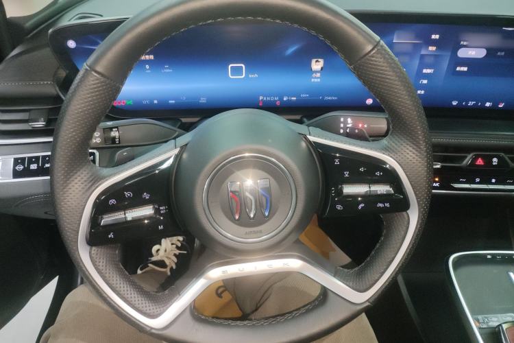 Used Buick LaCrosse 2025 28T Platinum Edition