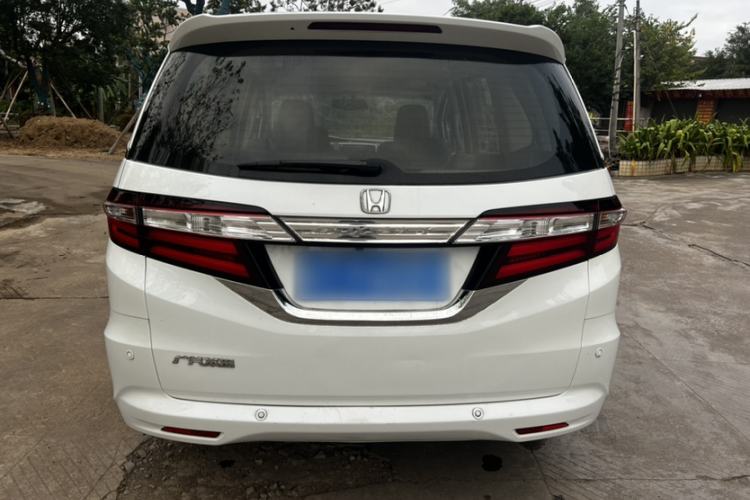 Used Honda Odyssey 2015 Revised 2.4L Luxury Edition
