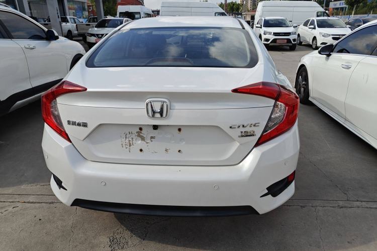 Used Honda Civic 2016 180TURBO CVT Comfort Version
