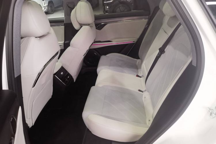 Used VOYAH FREE 2025 318 318 km Rear-Drive Touring Edition
