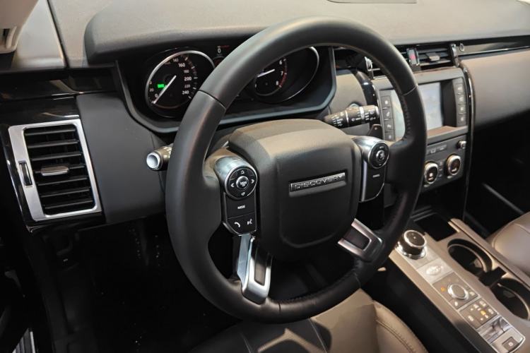 Used Land Rover Discovery 2017 3.0 SC V6 S
