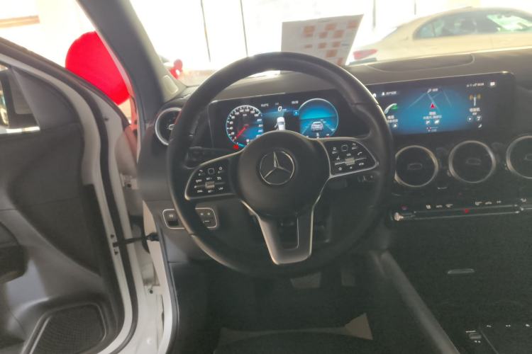 Used Mercedes-Benz GLA 2022 Second Facelift GLA 200