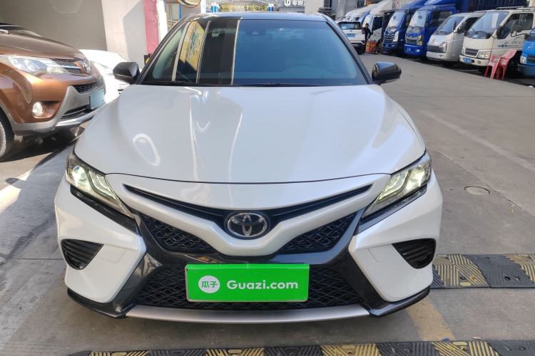 Used Toyota Camry 2019 2.5S FENGSHANG Version China VI Standard
