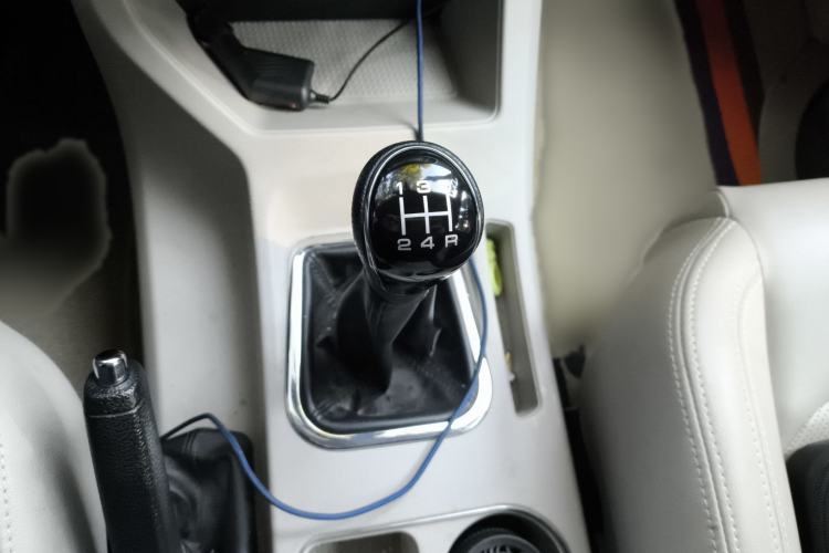 Used FORTHING Lingzhi 2020 M5L 1.6L Luxury 7-Seater