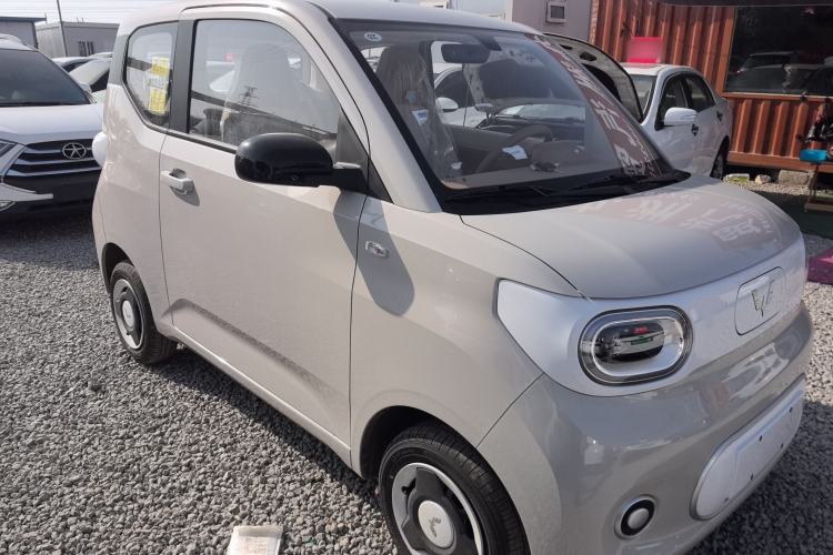 Used Wuling Hongguang MINIEV 2024 3rd Generation 215km Youth Edition
