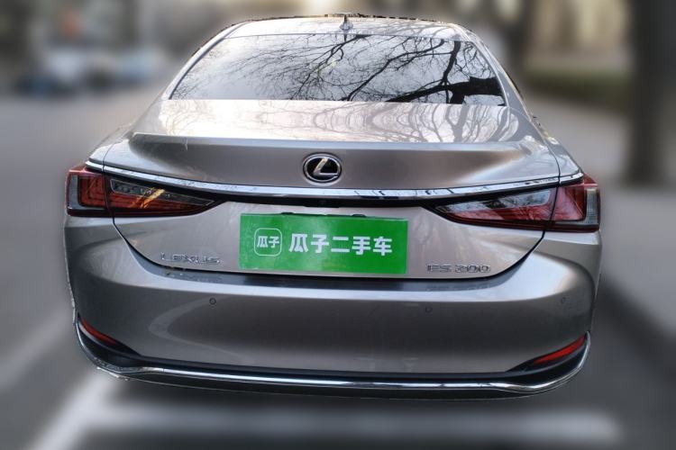 Used Lexus ES 2022 200 Excellence Edition