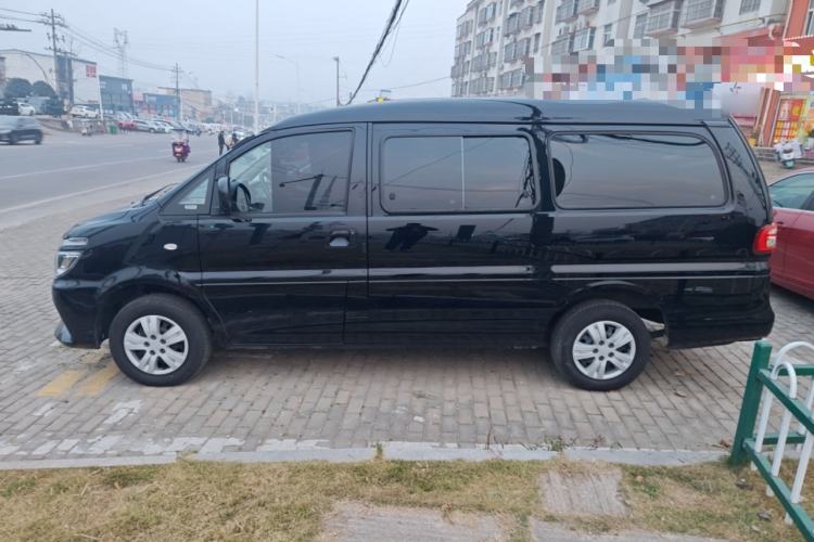 Used FORTHING Lingzhi 2023 M5L 1.6L Base Model 7 Seats