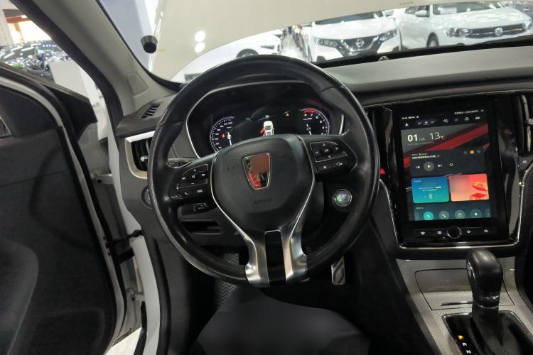 Used Roewe RX5 2018 30T Two-Wheel Drive Automatic Internet Platinum Edition
