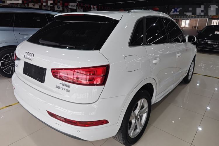 Used Audi Q3 2017 30 TFSI Fashion Model
