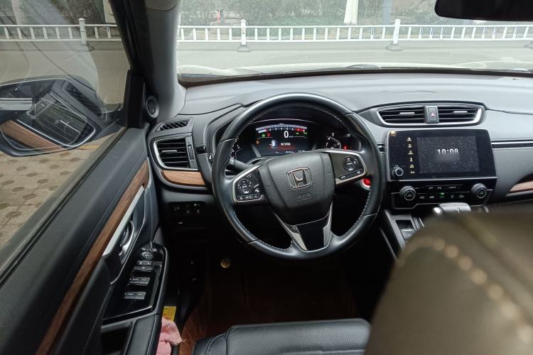 Used Honda CR-V 2021 240TURBO CVT 2WD Fashion Edition
