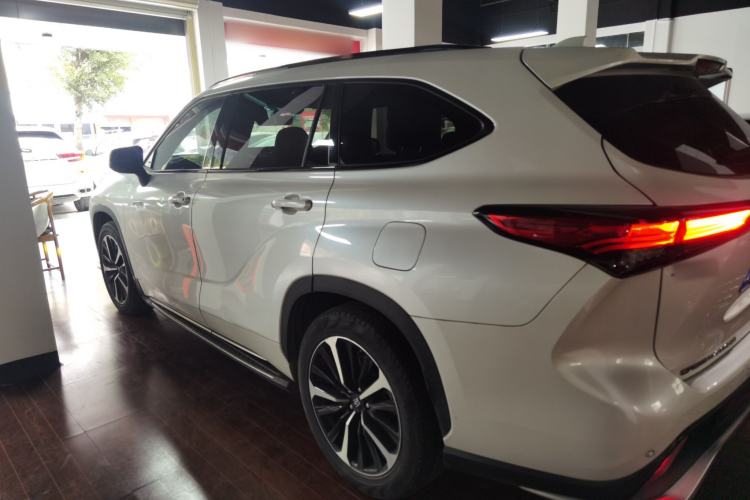 Used Toyota Crown Land Cruiser 2021 2.5L HEV Four-Wheel Drive Premium Edition
