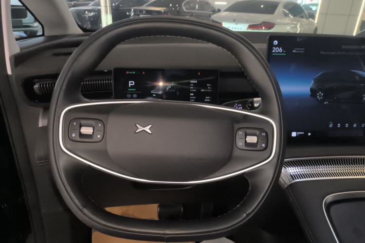Used XPeng X9 2024 610 Long-Range Pro
