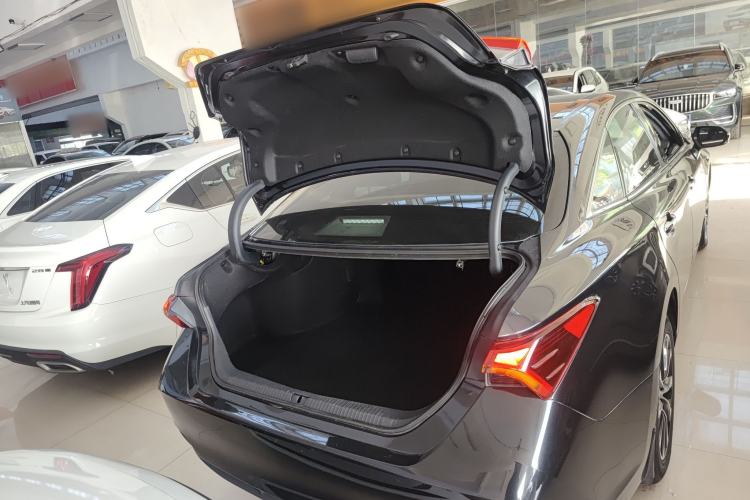 Used Toyota Avalon 2022 2.0L Luxury Edition