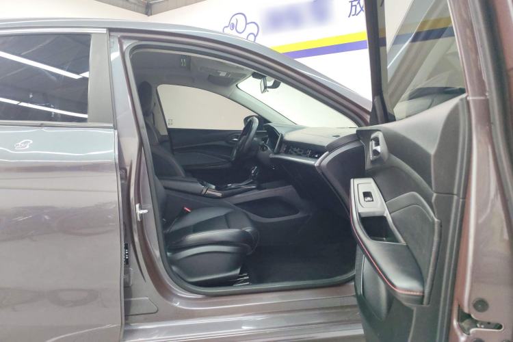 Used MG 5 2022 180 DVVT CVT Youth Luxury Edition
