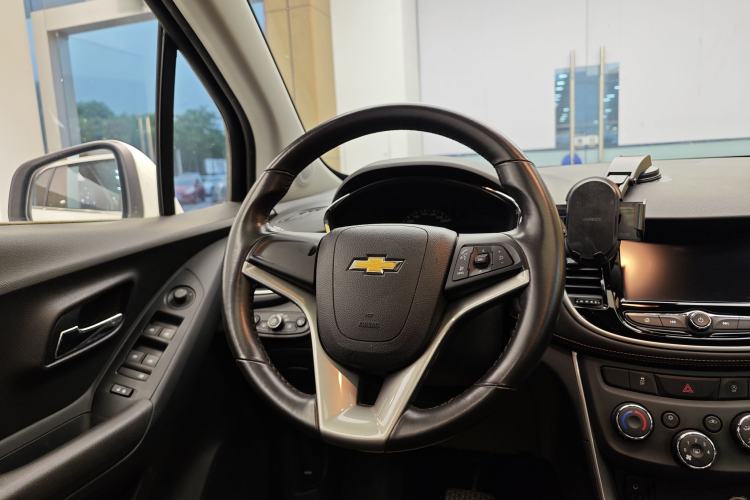 Used Chevrolet Trax 2017 1.4T Automatic Two-Wheel Drive Luxury Version
