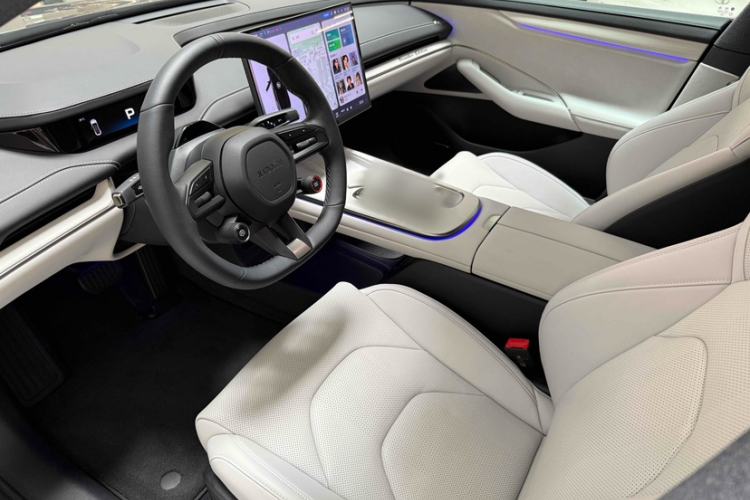 Used  SU7 2024 Rear-Drive Ultra-Long Range Advanced Pro-Level Intelligent Driving Version
