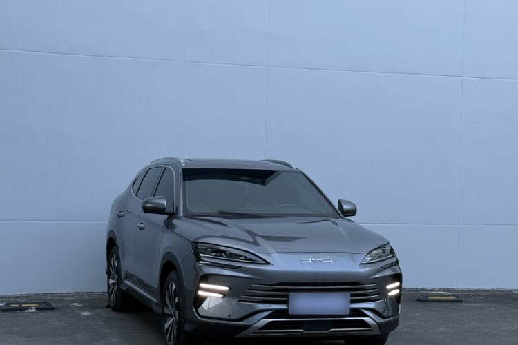 Used BYD Song PLUS New Energy 2024 HONOR Edition DM-i 110km Flagship PLUS
