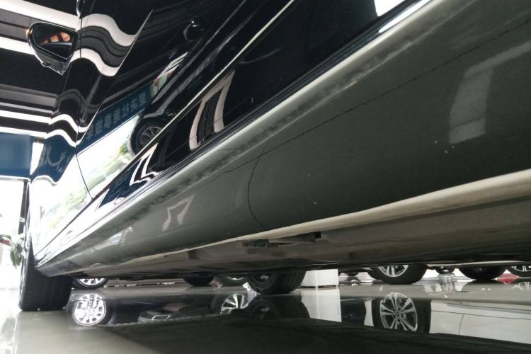 Used Mercedes-Benz E-Class 2019 Restyled E 300 L Sporty and Stylish Edition