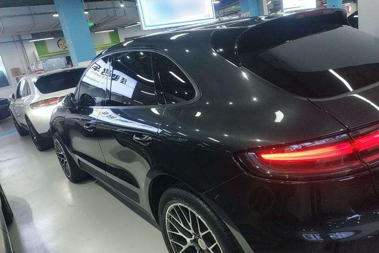 Used Porsche Macan 2018 Macan 2.0T