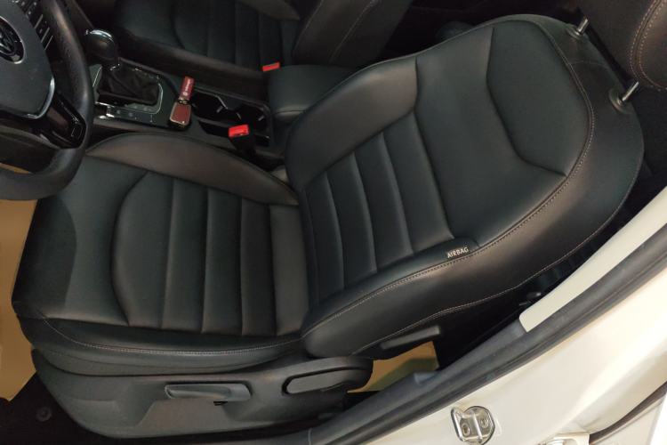 Used Volkswagen Tharu 2021 280TSI Two-Wheel Drive Comfort Edition
