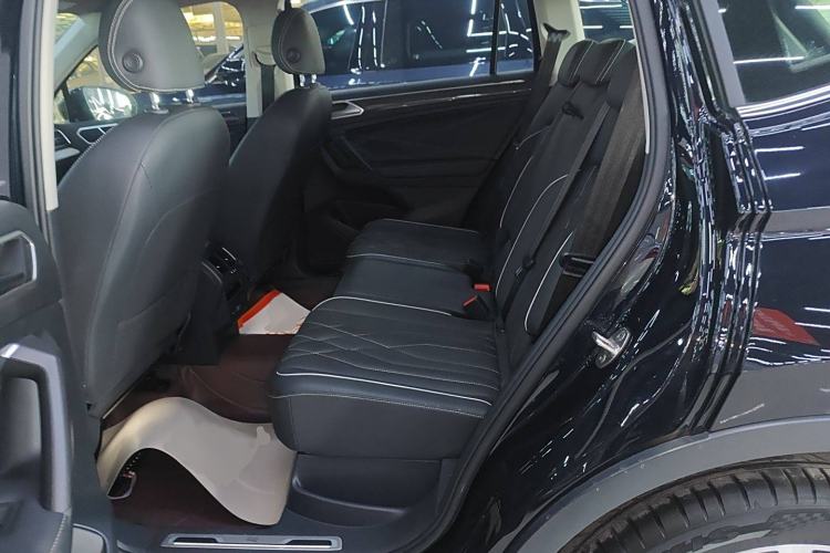 Used Volkswagen Tiguan L 2022 330TSI Automatic Two-Wheel Drive R-Line Enhanced Edition