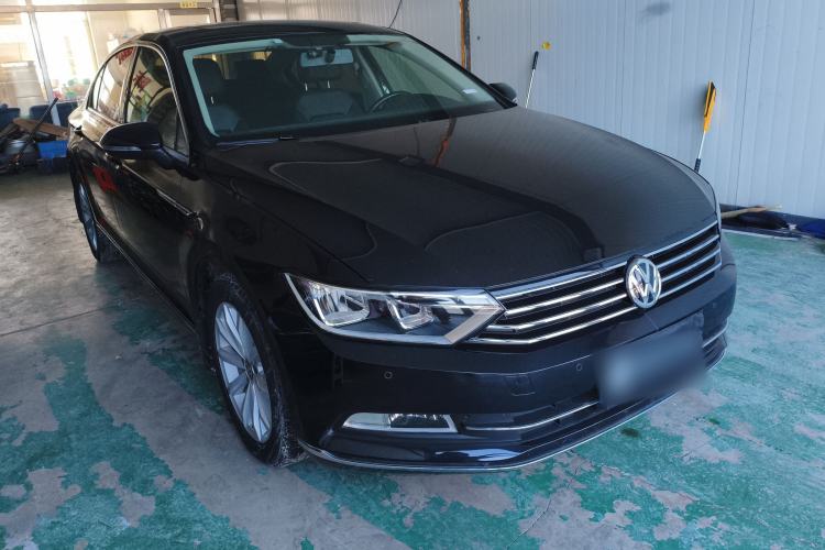 Used Volkswagen Magotan 2018 330TSI DSG Advanced Model
