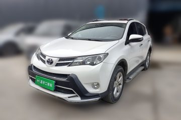 Used Toyota RAV4 2013 2.0L CVT Four-Wheel Drive New Edition
