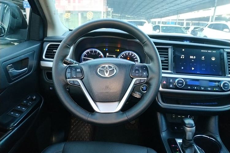 Used Toyota Highlander 2021 2.0T Four-Wheel Drive Prestige Version 7 Seats