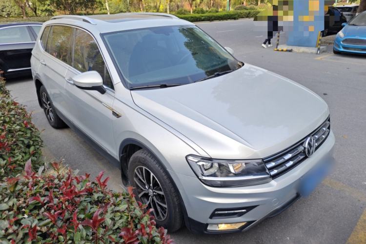 Used Volkswagen Tiguan L 2018 330TSI Automatic Two-Wheel Drive Luxury Edition
