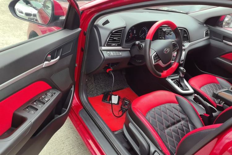 Used Hyundai Elantra 2016 1.6L Automatic ZhiXuan – Elite Version
