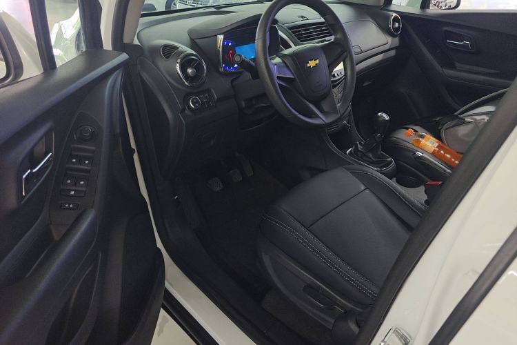 Used Chevrolet Trax 2016 1.4T Manual Two-Wheel Drive Comfort Version with Sunroof
