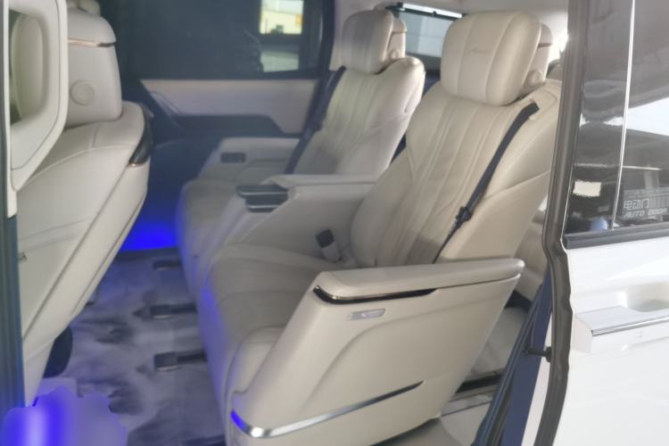 Used Buick Century 2023 2.0T Six-Seater Yinshi Edition