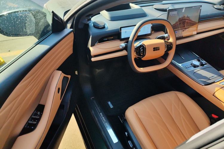 Used  Galaxy 8 2025 130km EM-P Starship Edition