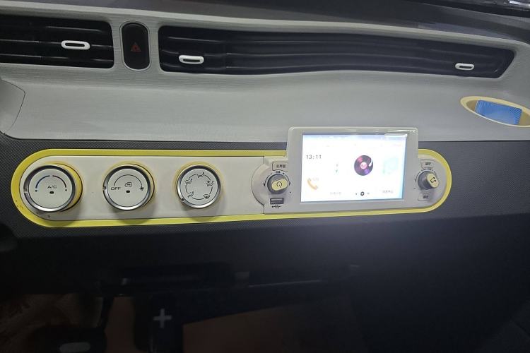 Used Wuling Hongguang MINIEV 2022 Macaron Premium Model – Lithium Iron Phosphate
