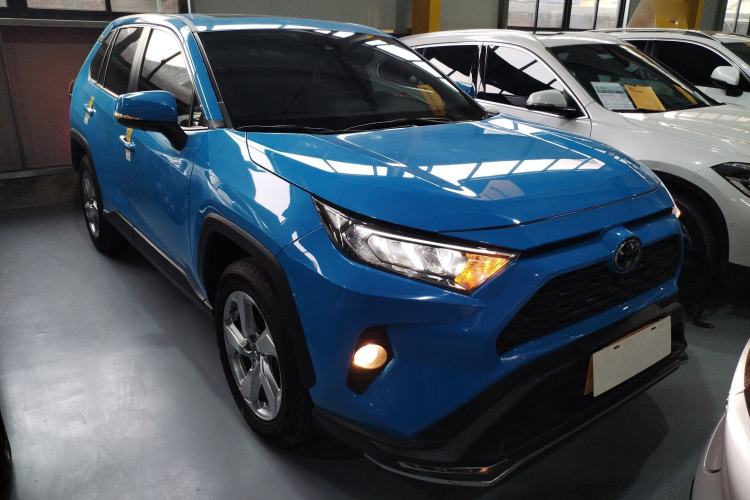 Used Toyota RAV4 2020 2.0L CVT Two-Wheel Drive Fashion Edition
