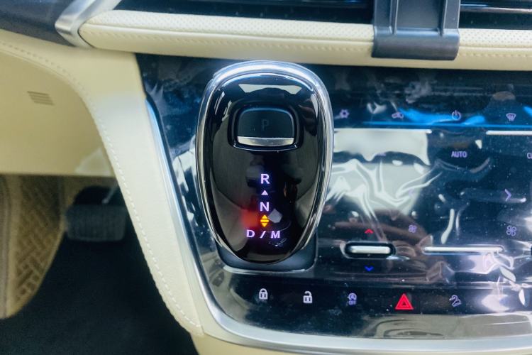 Used Buick GL8 2023 ES Lu Zun Luxury Model
