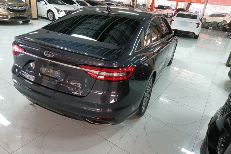 Used Ford Taurus 2019 EcoBoost 245 Premium Edition
