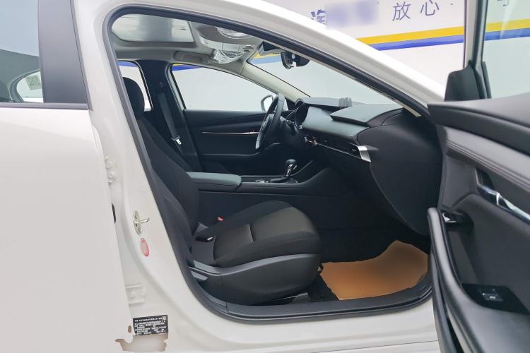 Used Mazda Mazda 3 Axela 2023 2.0L Automatic ZhiXuan Edition
