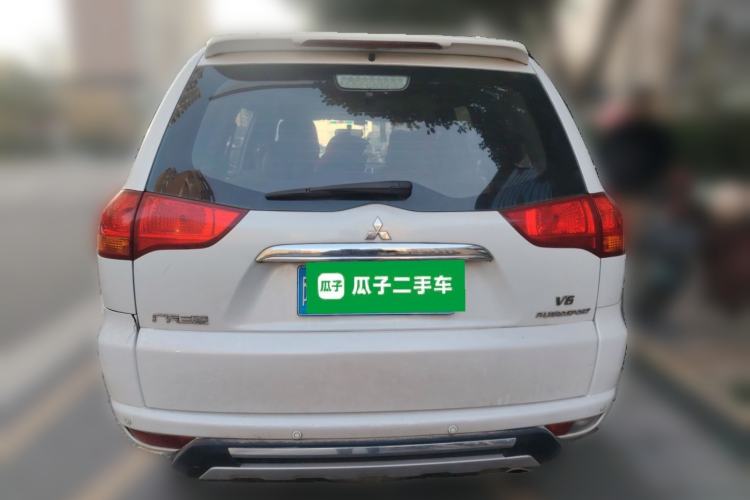 Used Mitsubishi Pajero Sport 2013 3.0L Automatic 4x4 Executive Edition
