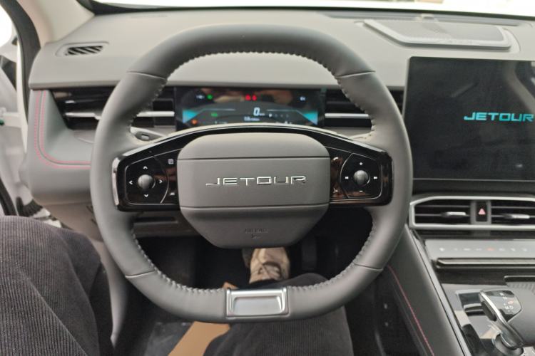 Used JETOUR Dashing 2025 1.5T DCT Ultimate Edition
