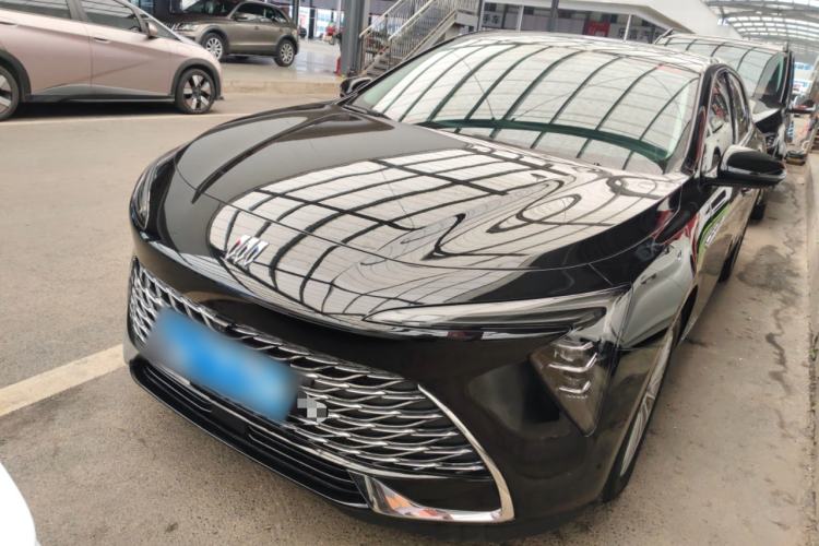 Used Buick LaCrosse 2025 28T Platinum Edition