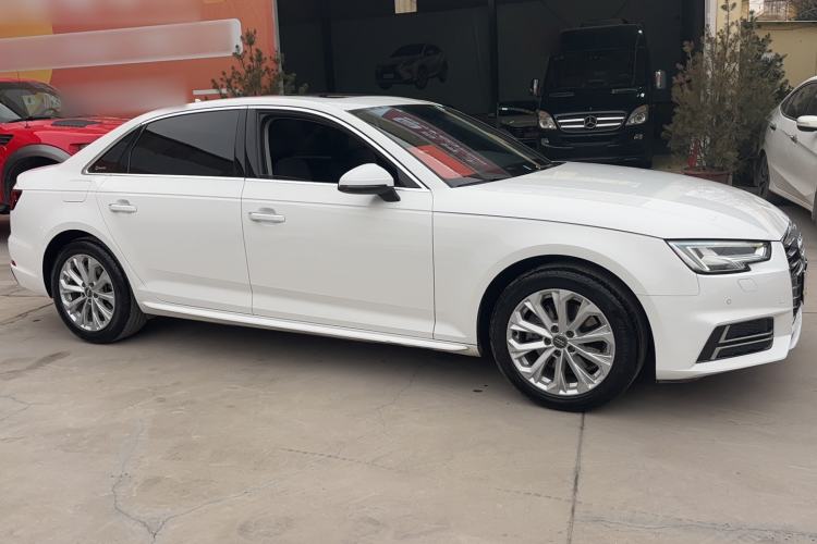 Used Audi A4L 2019 40 TFSI Ambition China VI
