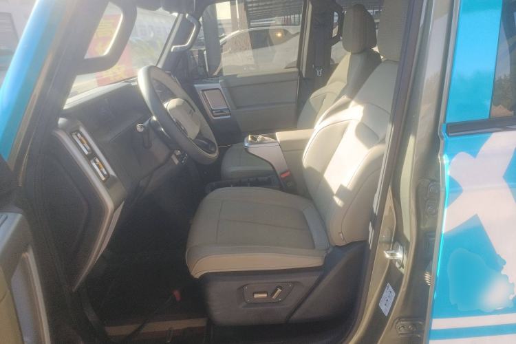 Used  V23 2025 501 Four-Wheel Drive Intelligent Driving Version