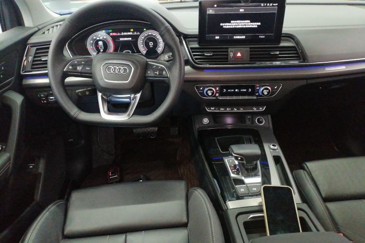 Used Audi Q5L 2022 40T Luxury Dynamic Model
