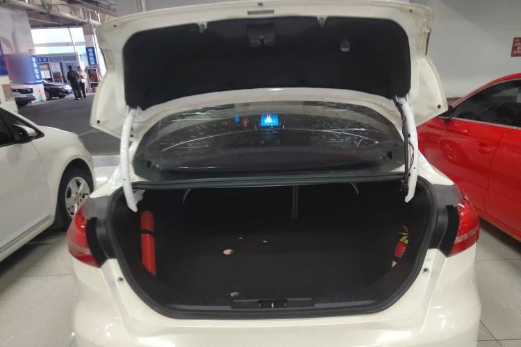 Used Ford Focus 2015 Sedan 1.6L Automatic Comfort Model
